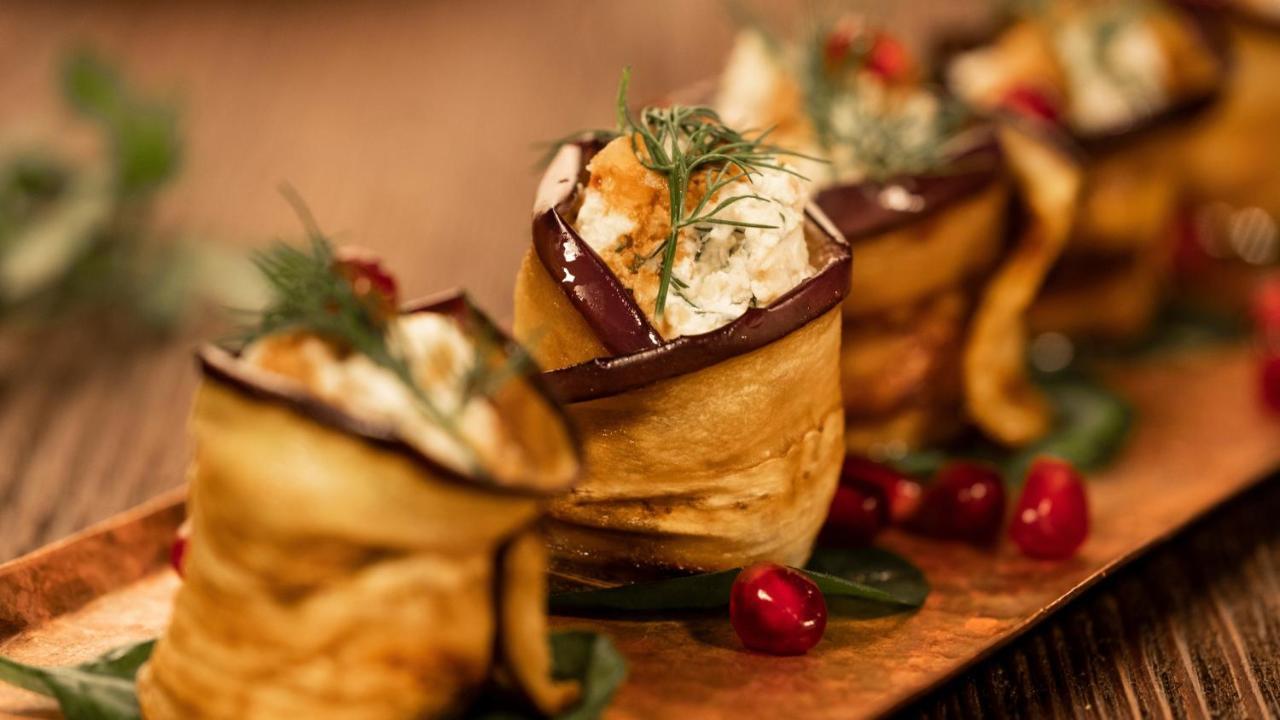 Crowne Plaza - West Cairo Arkan By Ihg 6th of October City Bagian luar foto Eggplant stuffed with goat cheese