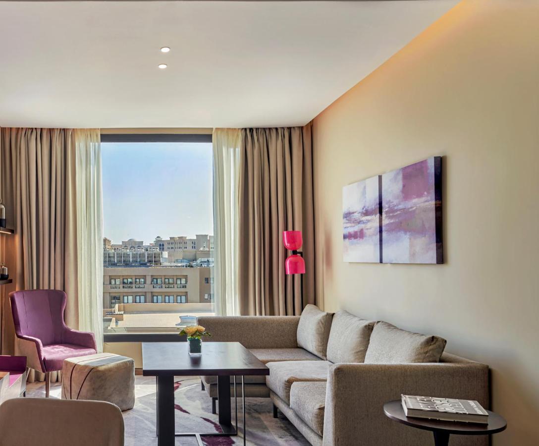 Crowne Plaza - West Cairo Arkan By Ihg 6th of October City Bagian luar foto Suite at the hotel