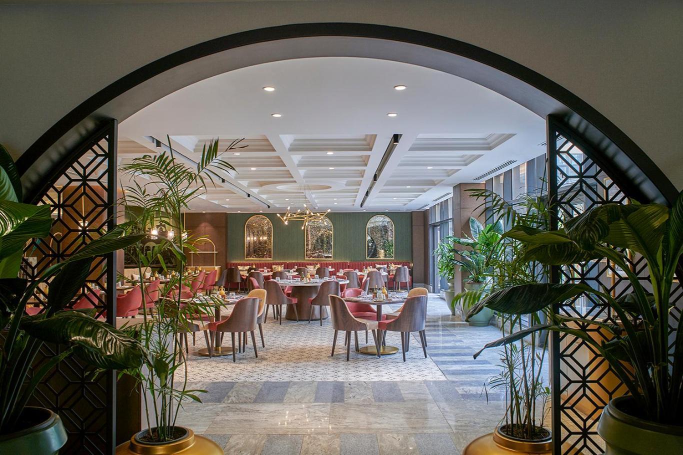 Crowne Plaza - West Cairo Arkan By Ihg 6th of October City Bagian luar foto The restaurant